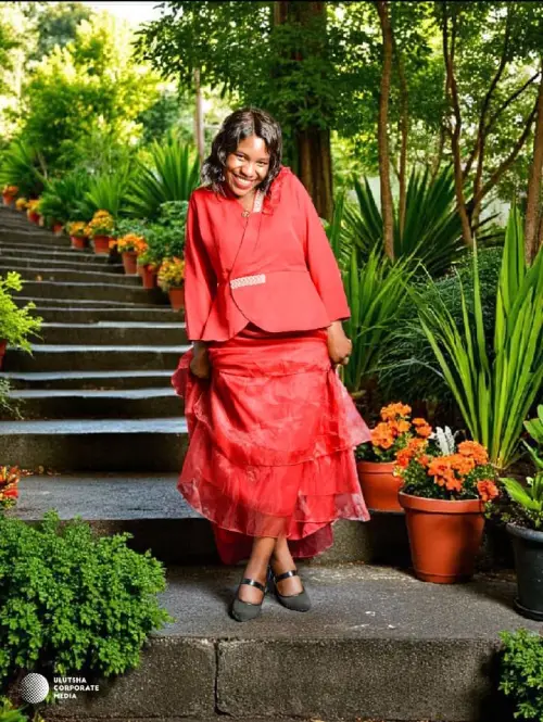 studio_and_outdoor_a18b7adf-1bc9-4daf-9ab5-1c59c3825c7d_70