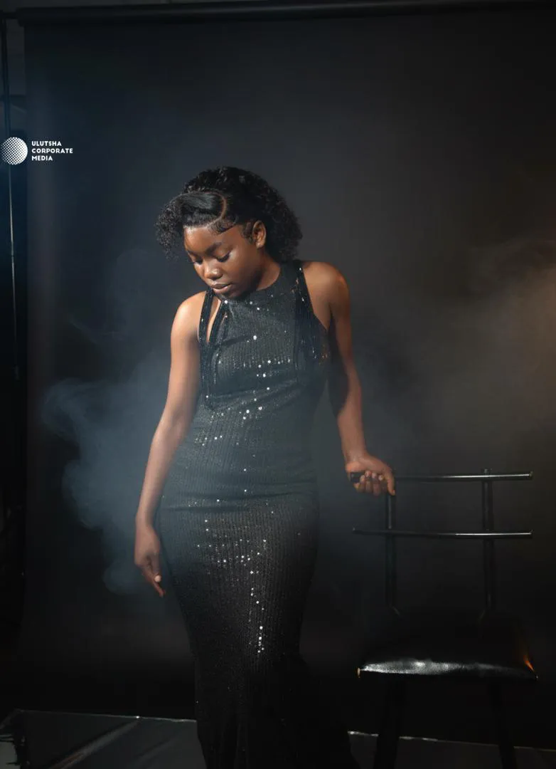 studio_and_outdoor_birthday_shoot_02